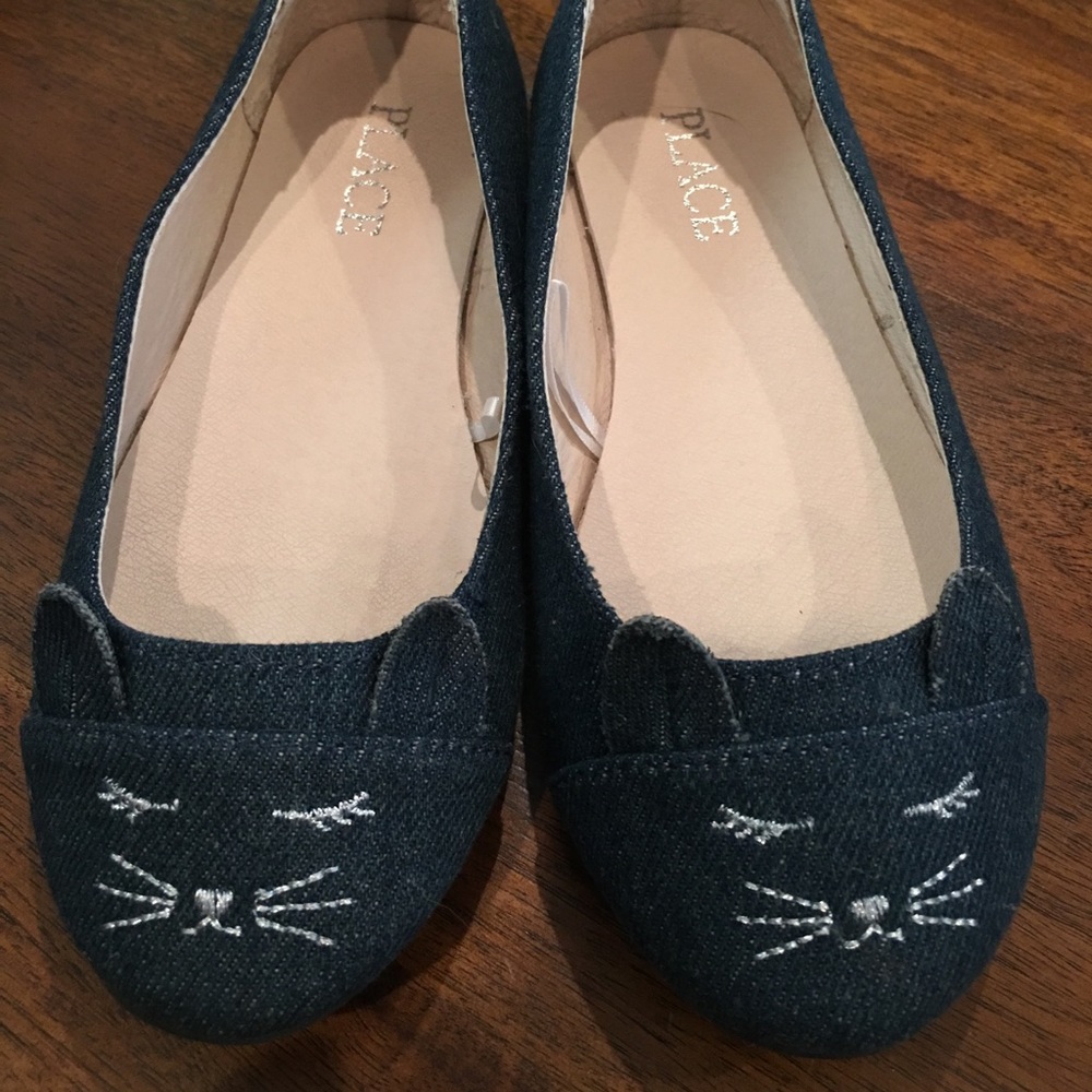 Dark blue kitten shoes 2/$10